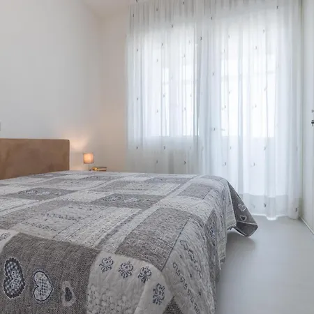 Rocca Priora Suite Apartment Apartmán Rocca Priora (Ancona)