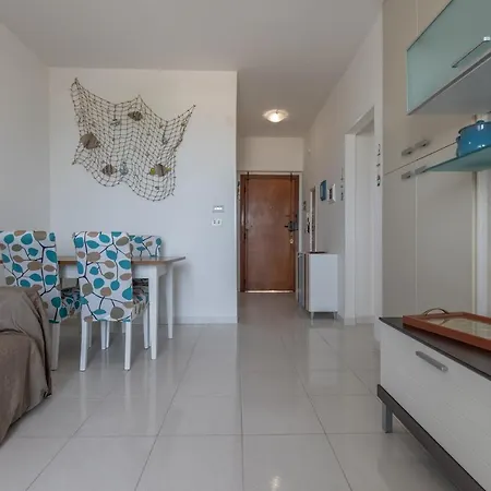 Rocca Priora Suite Apartment * Rocca Priora (Ancona)