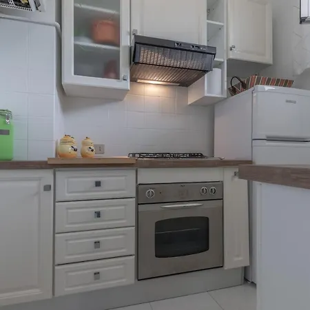 Rocca Priora Suite Apartment Rocca Priora (Ancona)